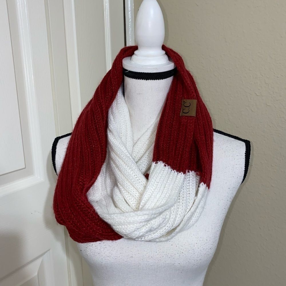 💜 CC infinity scarf maroon and white